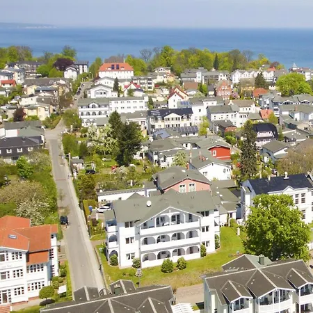 Traumhafter Meerblick, Schicke Mit Balkon - Fernsicht 10 * Goehren (Ruegen)
